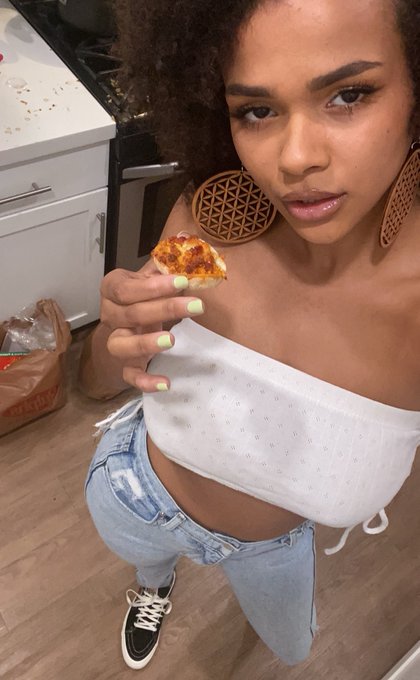 sweet. https://t.co/vue3FJukvE