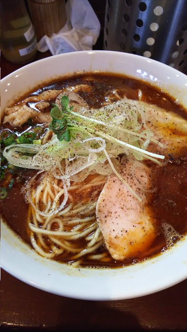 お、お昼二日連続クレープは嫌だったんだ…! 