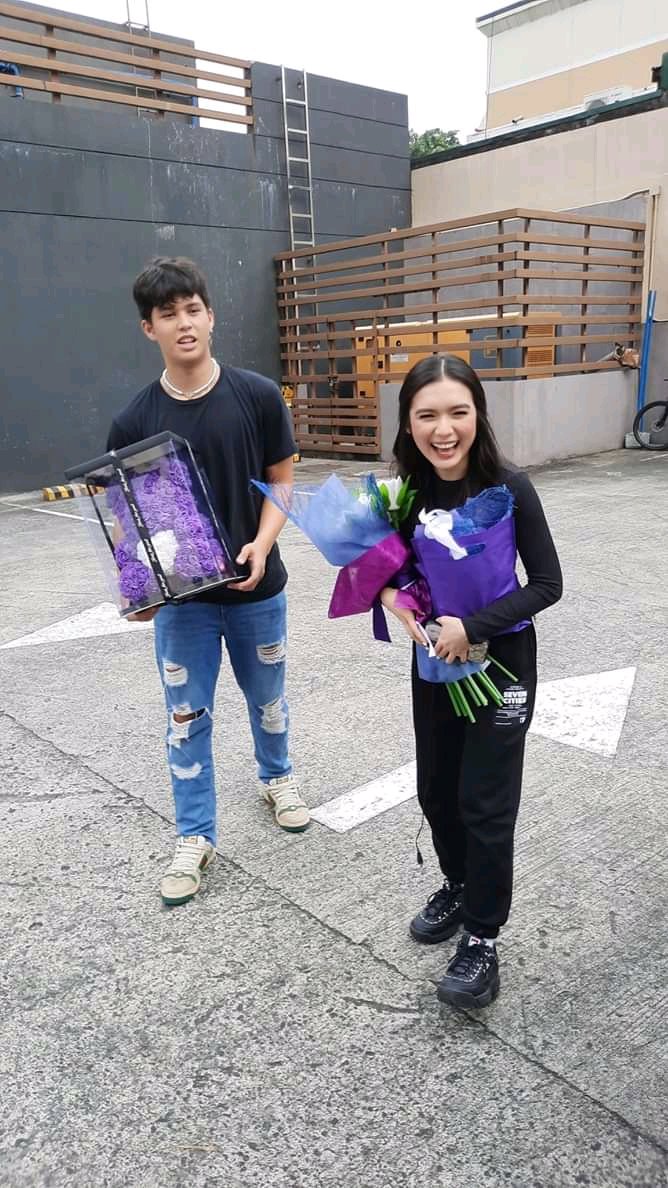 KCBUDDlESOFC's tweet photo. Retweet and reply " seventeen " with the tag and default tag

LinggongKYCINEsaya OnASAP 
#KyCine https://t.co/8RwhrFJHIz