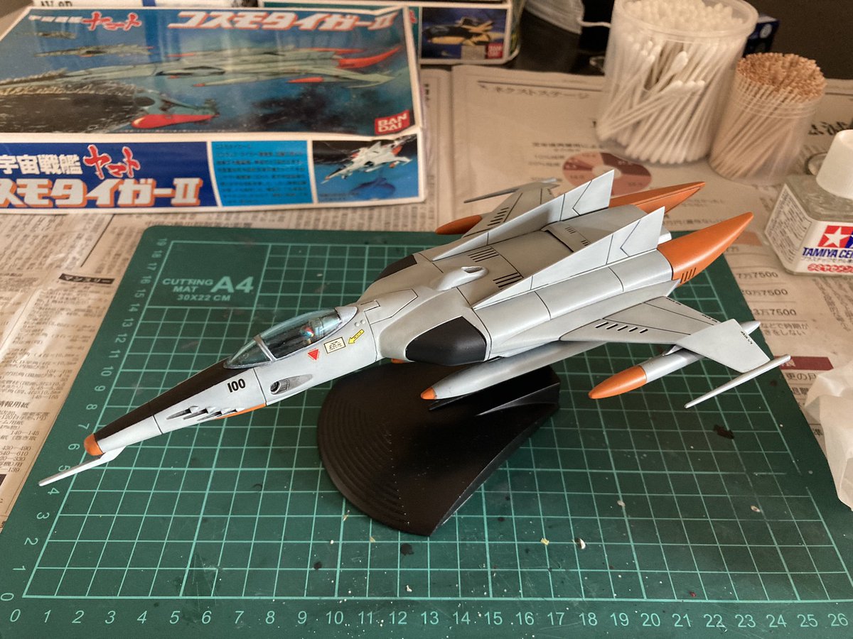 xDRuaV6Hqdp7ka0's tweet photo. バンダイ1/72 #コスモタイガー2 、取り敢えず完成しました😚
写真はまた撮り直そう。

作ってて楽しいキットでした。
カッコいいなぁ、真っ直ぐな コスモタイガー2。

#旧キット
#宇宙戦艦ヤマト https://t.co/ukRKjB39Ze