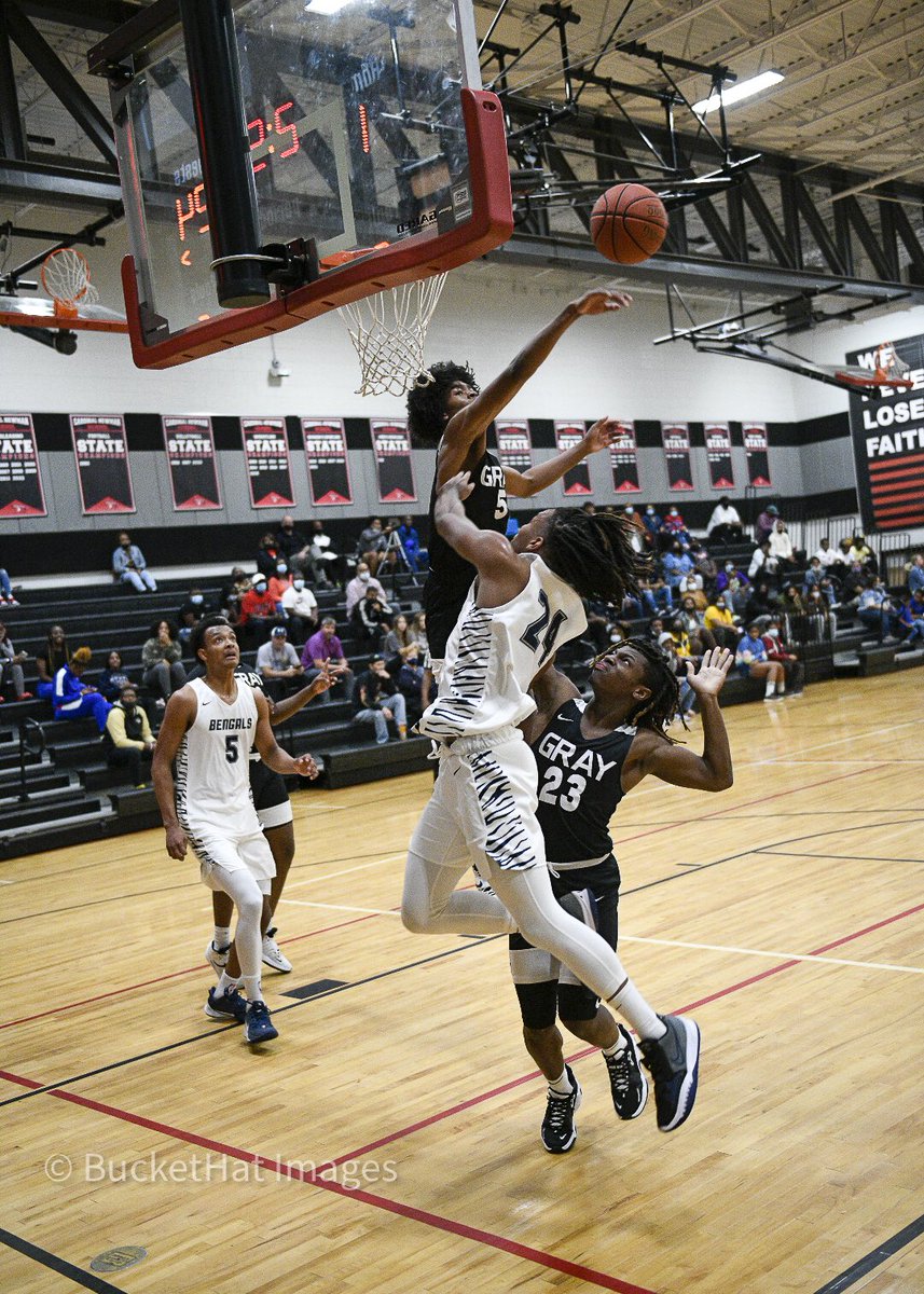 BucketHatImages tweet media