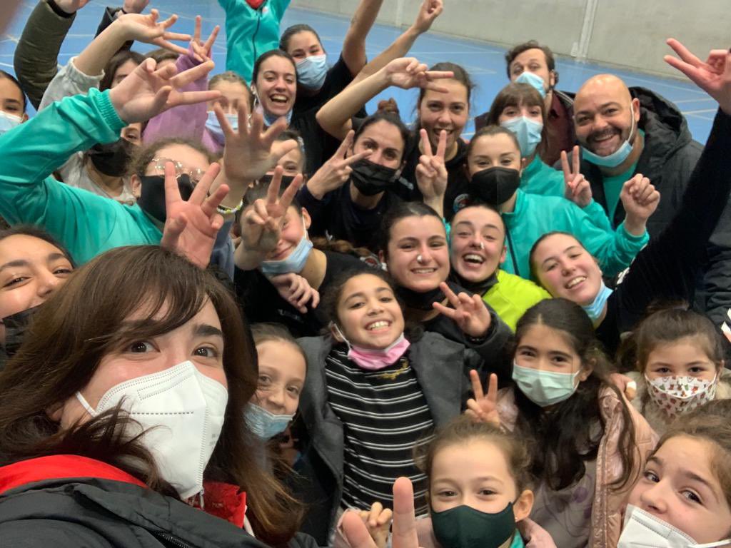 mimomimon_6's tweet photo. Está el la mayor victoria de @bmSinfin en dos años de 48 a 105 jugadoras y enorgullece ver su implicación. Vamos por el buen camino! https://t.co/I05Wh0Stmg