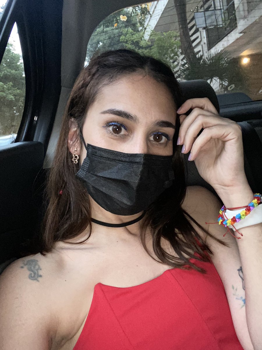 FDoficial's tweet photo. GRACIAS ❤️✨ recién termino.
Qué lindo volver a verlos y qué lindo conocerlos! 🙌🏻 no nos para ni una pandemia!! #Hopendath https://t.co/Q0zEcHeTgU