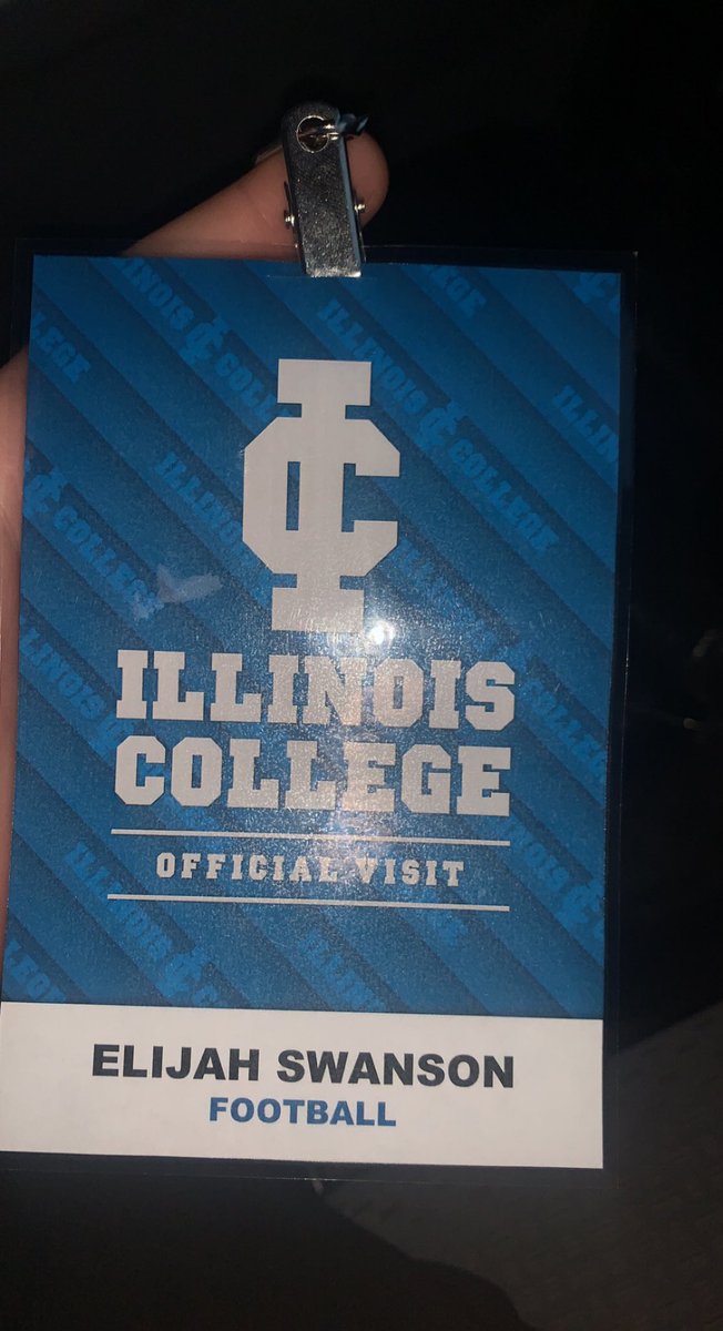 EliSwanson16's tweet photo. After a great visit to the campus and meetings with the coaches, I am honored to receive an official offer to play football for @IC_Football! Thank you @Coach_RReid for this amazing opportunity! https://t.co/VQ0z50X3dW