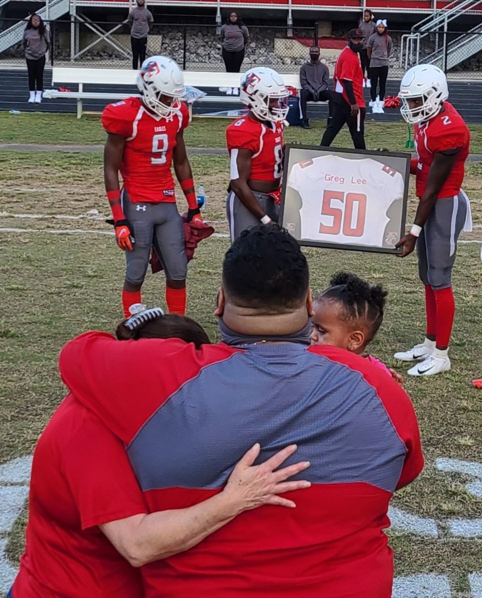 michaelpratt411's tweet photo. Shout out to @Coach_JStewart
1. Recruited & hired a new staff..during first phases of pandemic.
2. Two years later..led team to first state championship appearance in school history!
Special thanks to superb assistant coaches & players!
@Coach_JStewart
@EastNash_FB
#MNPSstrong https://t.co/DClvMVbmDT