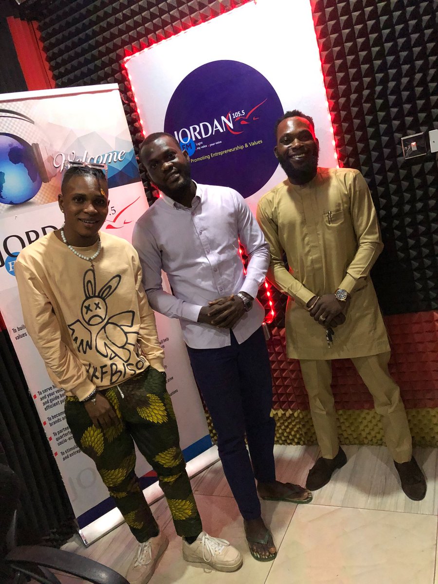 iamtystyle's tweet photo. At JORDAN FM #somanytimes #radiotour
#WHUCHE https://t.co/qs9jUaNqF3
