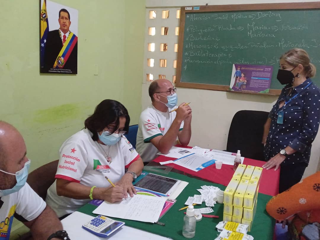 IANETRUJILLO's tweet photo. #4Dic El día de hoy, acompañamos al Sistema de Misiones y Grandes Misiones en Jornada Asistencial Integral para niños y adolescentes del SAPNNAET. Seguimos siendo #GestiónEficiente en representación del @GobTrujillo y nuestro Gobernador @Gerardo4fPsuv
#JuventudDeportivaActiva https://t.co/AMsy59uz1x