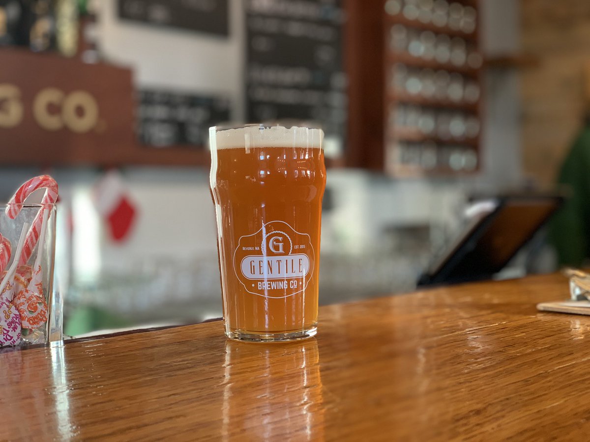 StrongSideBrew's tweet photo. Had ourselves a great market research day checking out some north shore staples. @channelmarkbrew @Backbeatbrewco @oldplanters @GentileBrewing - Beverly Beer mile crushing it! #drinklocal #macraftbeer https://t.co/BRhi5CYegm