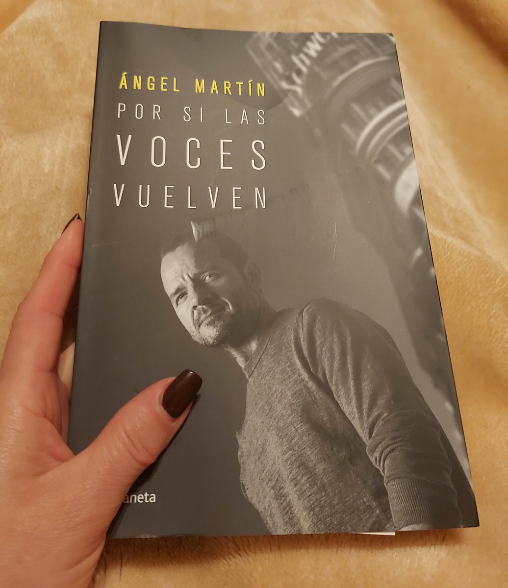 Maralonso73's tweet photo. Un tiempo...una reflexión..una pregunta..una duda..una respuesta..un no eres la única..un no te asustes..un sigue luchando ..un pasado..un presente..y un impresionante LIBRO..@angelmartin_nc ..Gracias ..pero GRACIAS por compartir. https://t.co/ooYqXEOcgi