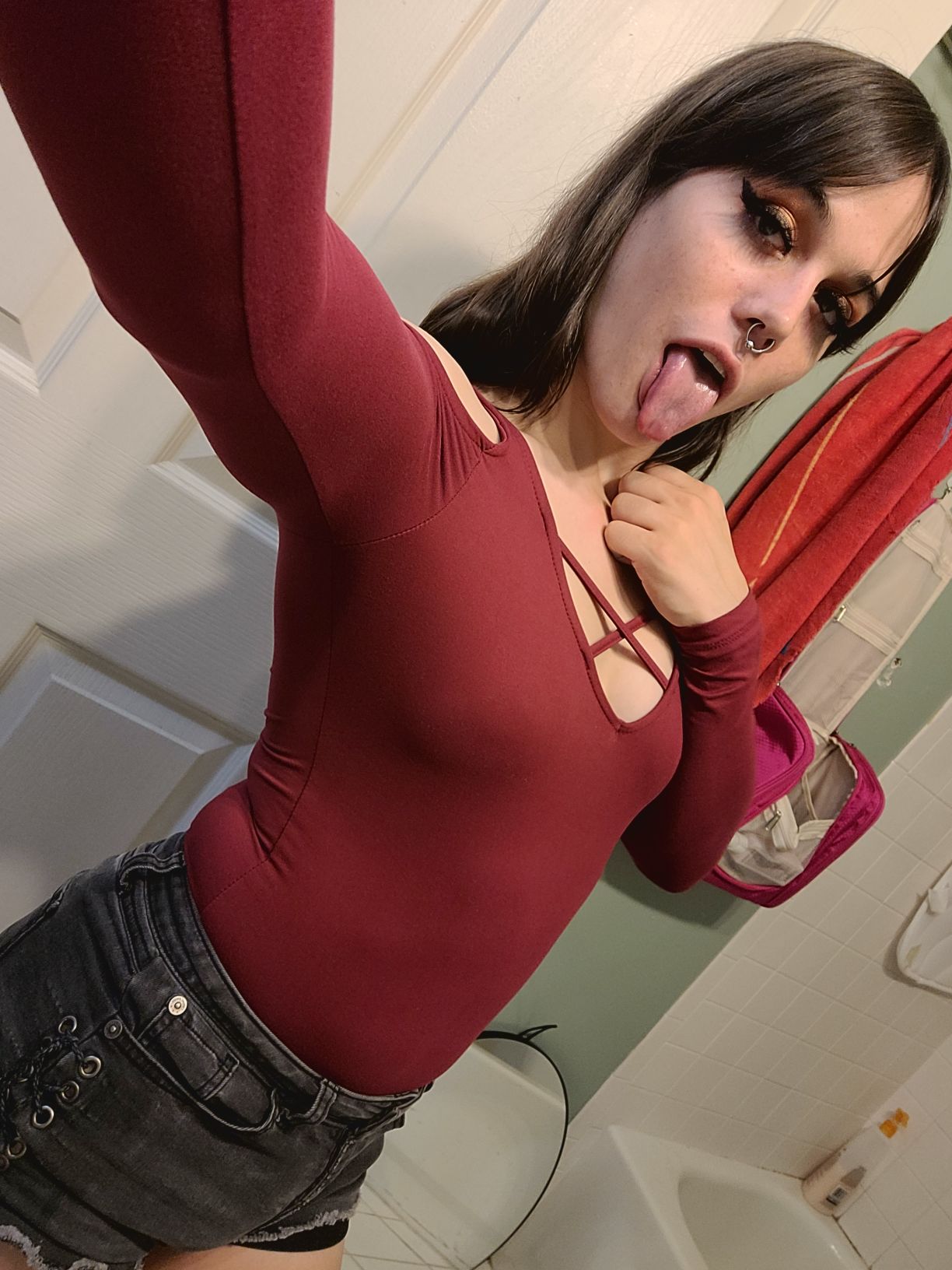 Nyxi Leon on X: Nyxi is playing with Fire tonight🥰 really love this new  top thankies so muchs for the Cristmas present 🎁 t.coMS8fBYaMRM   X
