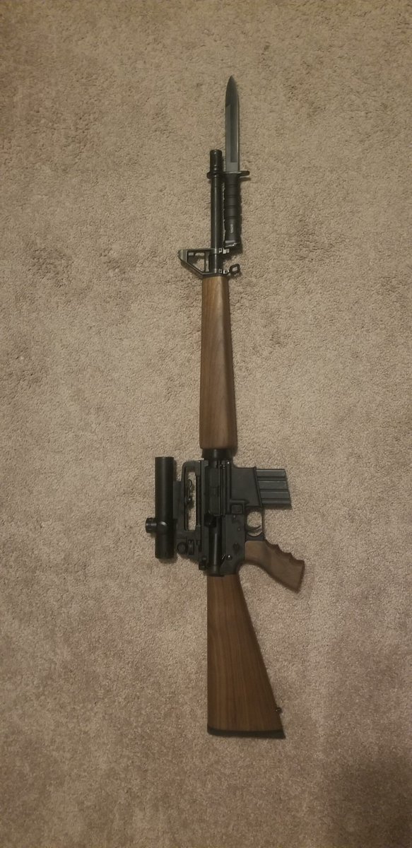 Stabby boi Saturday?
 
#Firearm #Firearms #Gun #Guns
 
edctips.com/199536/stabby-…