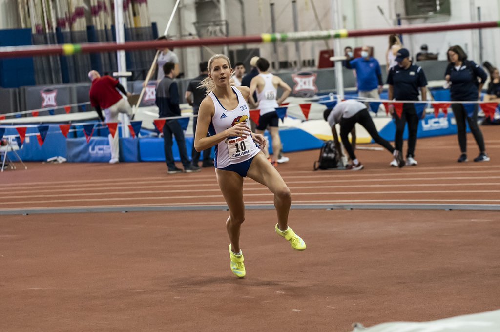 kansastfxc's tweet photo. Good to be back 🙌 

#KUtrack #RockChalk https://t.co/ITXmGtSSAH
