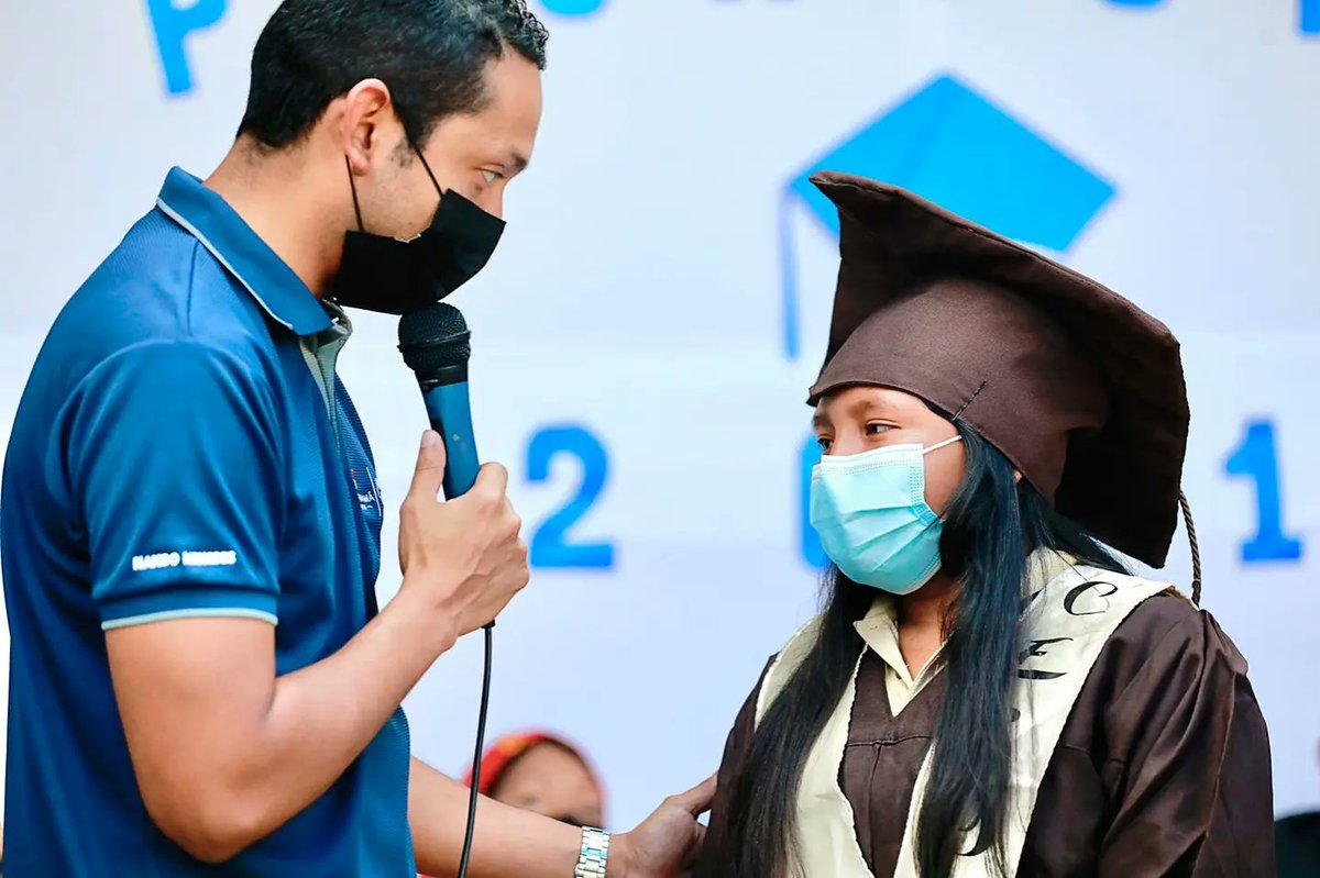 Ya tenemos a la primera estudiante de la promoción 2021 que irá a realizar sus estudios en 🇺🇸 becada 100%. Se trata de Adelina Lombardo, quien ocupó el primer puesto de su Plantel Saila Olonibiginya y por medio del programa #TransformandoVidas tendrá está oportunidad académica.