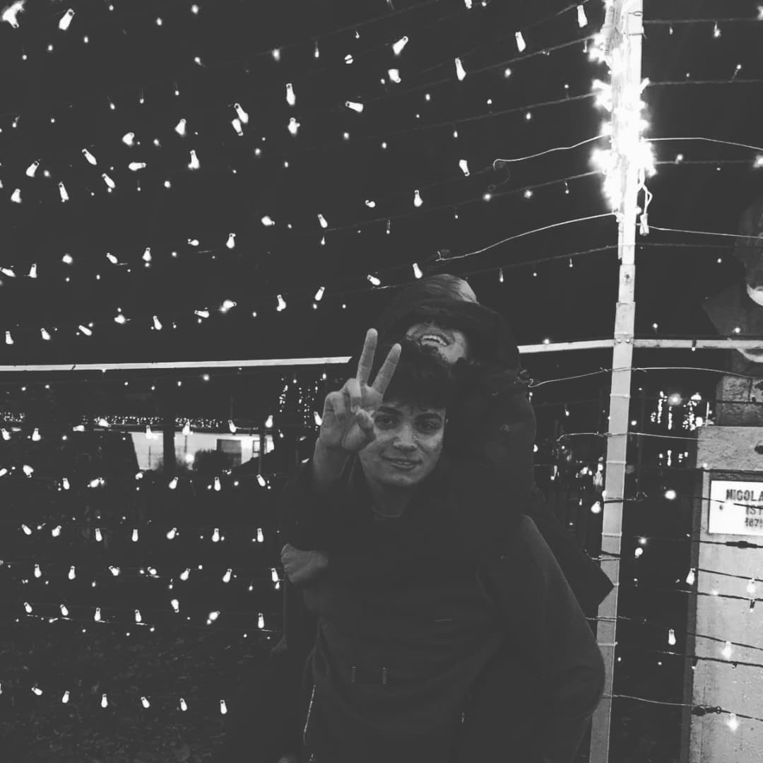__florin___'s tweet photo. ᴄᴇᴀ ᴍᴀɪ ғᴀɪɴă ᴢɪ!!🥰😇😜❤ https://t.co/sVDa4wJ5Gw
