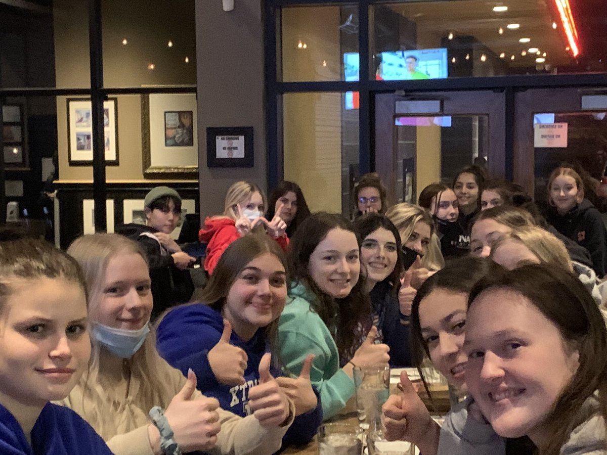Post game victory meal. On to the round of 16👍🏼🏒 <a href="/NAXHockey/">NAXHockey</a> <a href="/cityoftoronto/">City of Toronto 🇨🇦</a> <a href="/PaigeRing3/">paige ring 🇨🇦</a> <a href="/sarah7raymond/">sarah raymond</a> #hockey #girlshockey #hardwork