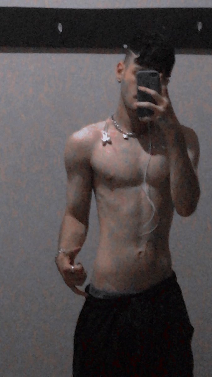 ttdobraga's tweet image. deu rt ganhou presentinho não dm 🍆
#AtitudeLGBTQ