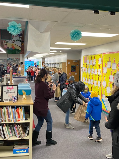 WE__Wolves's tweet image. More pics from todays Giving Tree  event!