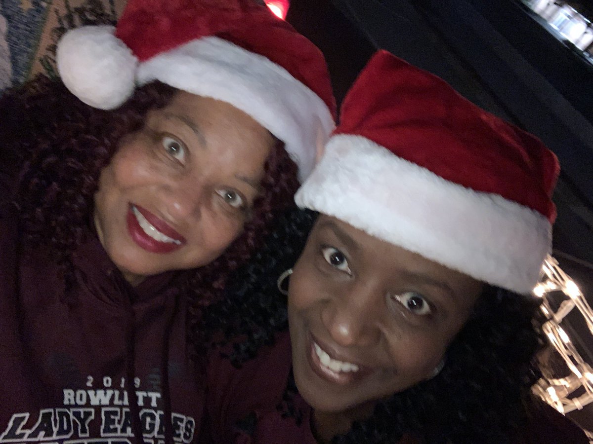 kmthomas10's tweet photo. City of Rowlett Christmas Parade Ready @RHS_Eagles https://t.co/5pp21Wz0S2