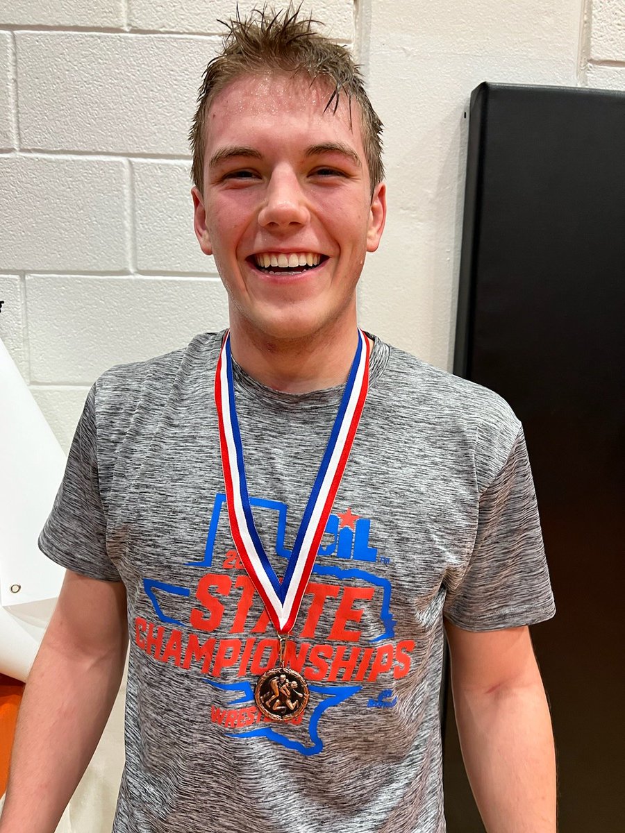 DragonWrestling's tweet photo. This just in: #BattleG takes 3rd with the pin! #DragonProud #meltthecheese https://t.co/nEBfVYXKXc