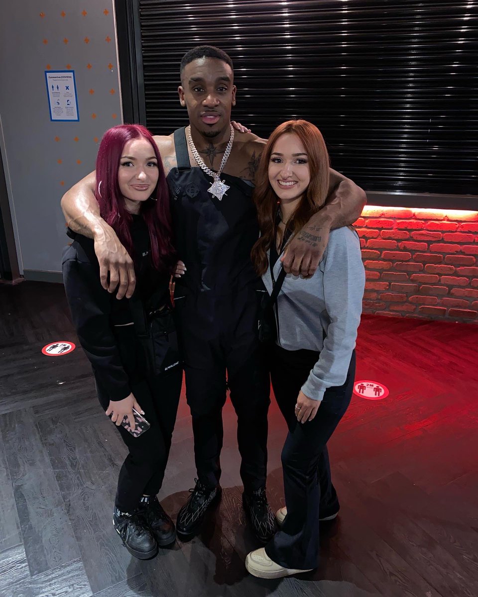 Cienna Francesca tweet media