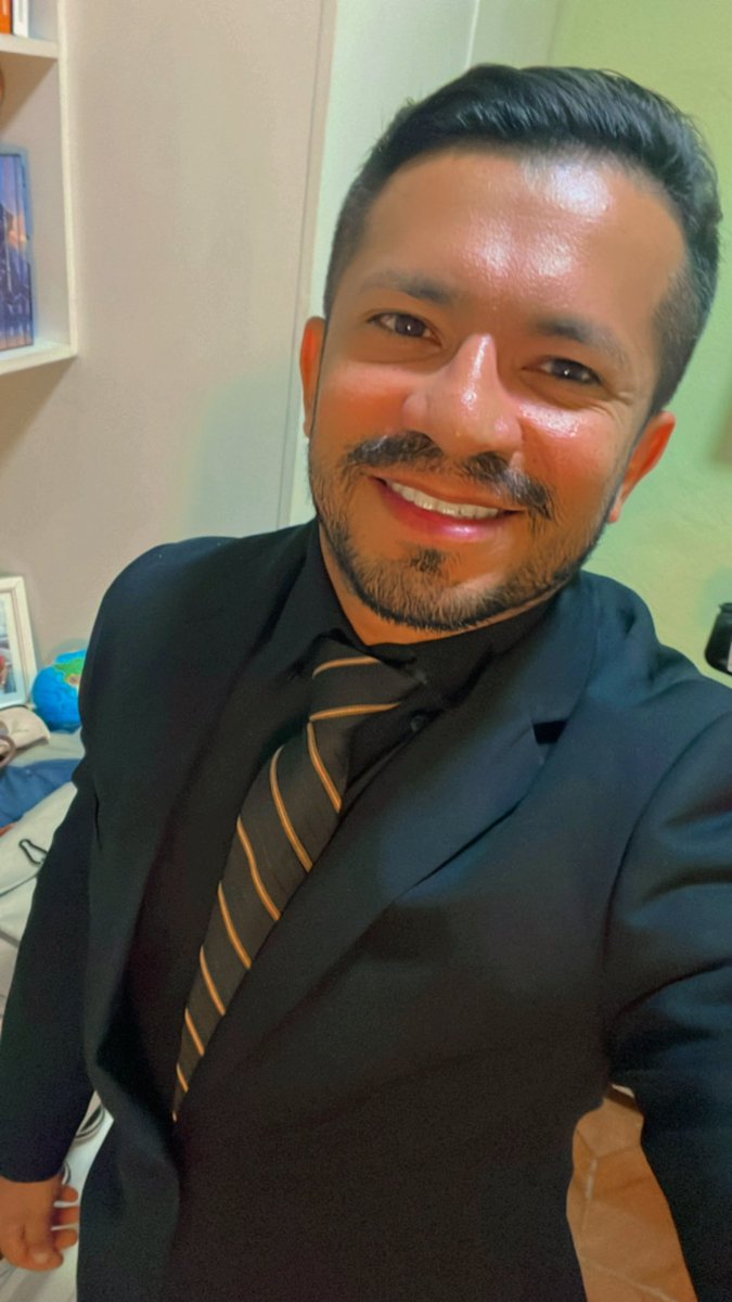 DavidWelly's tweet photo. Casando os amigos ! Pq se tem algo que eu faço é casar os outros 👍🏼 https://t.co/IwxfNVG1hJ