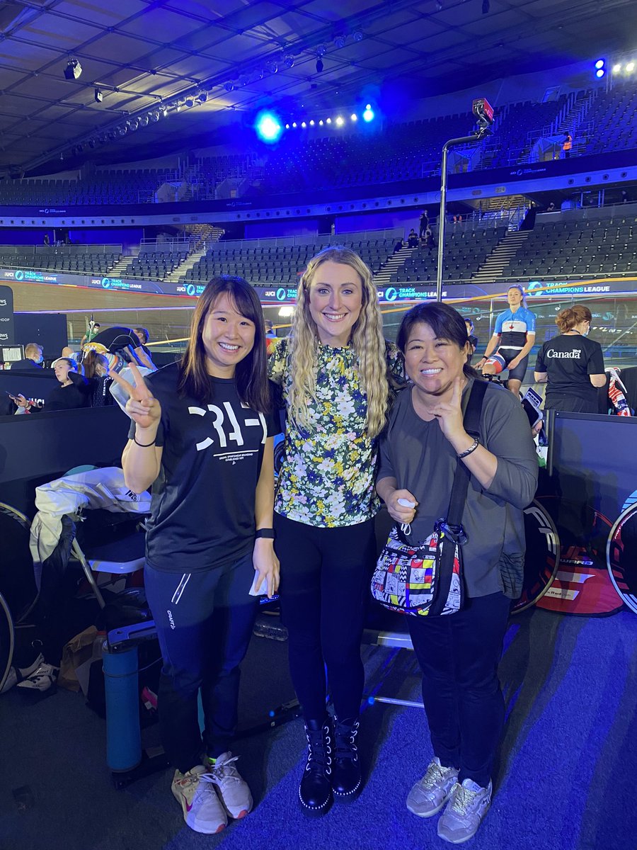 Yumi_Kajihara's tweet photo. UCI #TCL スクラッチ 優勝🥇

最高の女子選手たちと4戦を競い合えて、本当に楽しかったです☺️

この経験を来年に活かせるよう、もっともっと頑張ります!

いつもライバルの選手たちとたくさんお話しできて本当に嬉しかった🤍

遠征と大会をサポートしてくれた母✨

#koeiscience #光英科学研究所 https://t.co/cs9Qiieahq