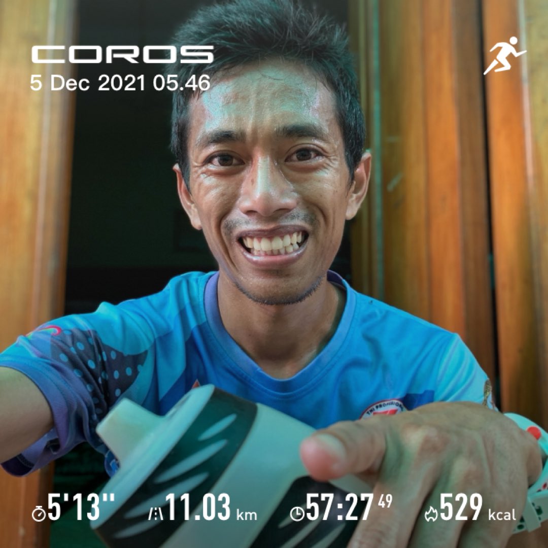 AzizSan44's tweet photo. Rutinitas tiap pagi π€ͺ
#JustDoItSunday #JustDoIt #NikeRunning #TeamSwosh #MorningRun #StayActive #StayStrong #StayHealthy https://t.co/NLqyX4cTSW