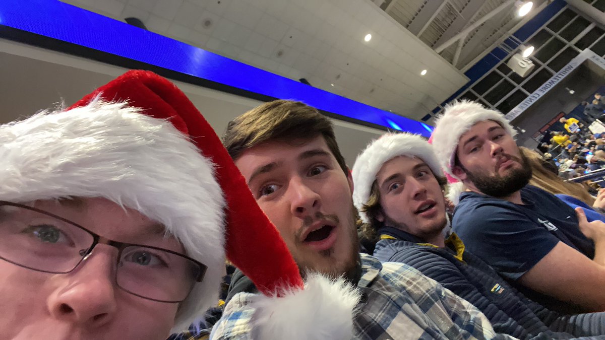 Biggie6Bag9's tweet photo. #BeTheRoar #blueoutbu https://t.co/CfpRGK5h1n