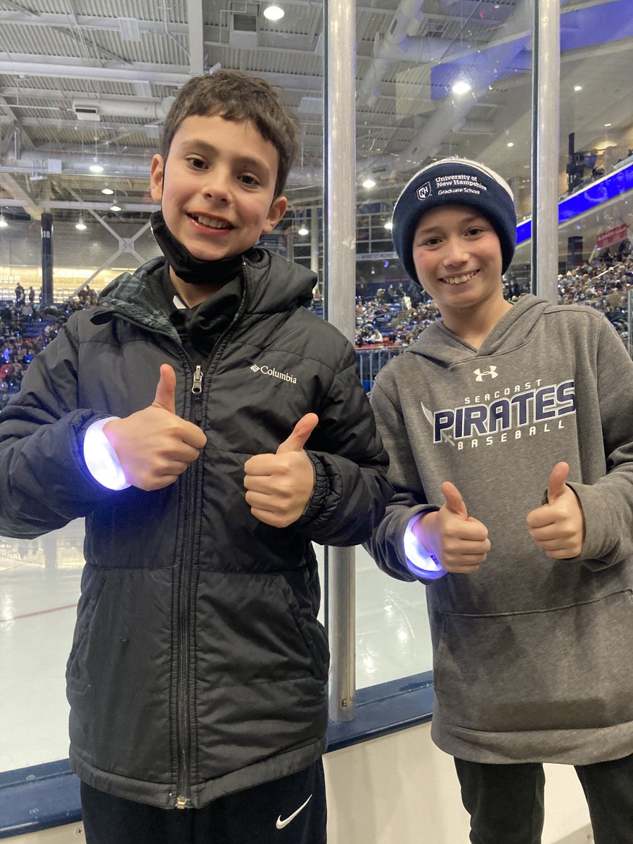 JeffAStern's tweet image. #betheroar #blueoutbu