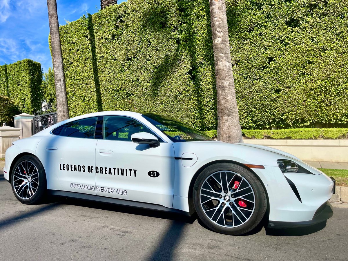 doitlegendary's tweet image. The best wav to predict the future is to create
it.✨🖤🤍 
#legendsofcreativity #doitlegendary #porsche
#tavcan4screative #lifestyle #dreambig #Taycan