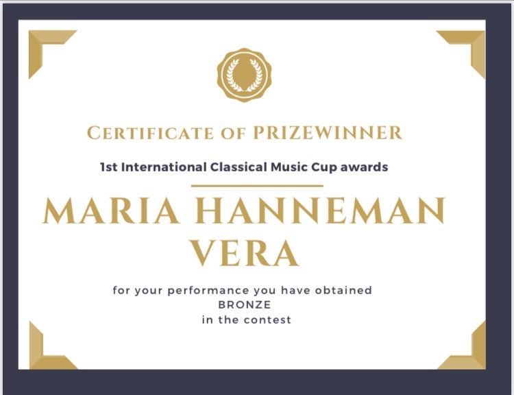 MariaHanneman's tweet photo. Mi primer regalo de navidad. Bronce en este concurso. 🤓 😊@davidrodpiano @reynol_ac @ConservatorioMX https://t.co/0pnz7fPDDF
