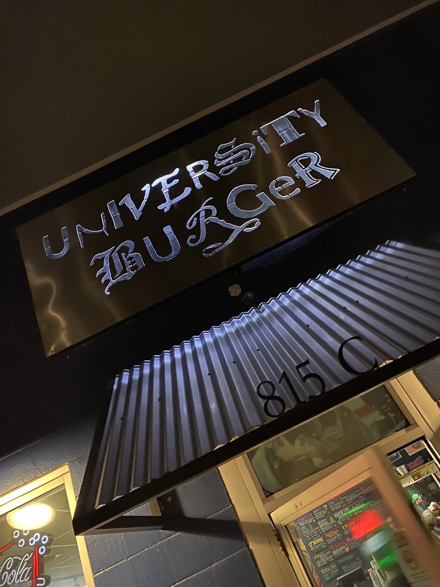 jaden_a_smith's tweet photo. My Favorite place in the City to get my grub on after a HUGE WIN ! Come on down to #UBURGER and Get you one of the best Burger’s in the City of Bozeman! 🍔 https://t.co/Hz9u0twnji