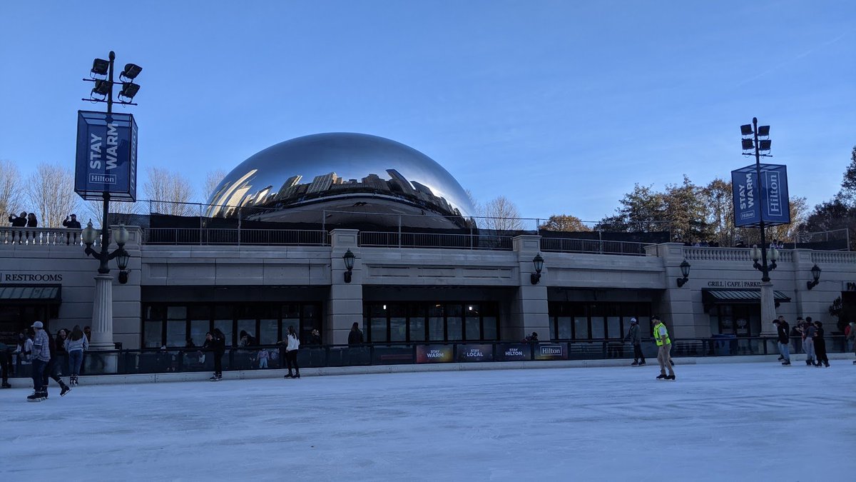hoth5125's tweet photo. This past Thursday was a blast for FIRST 5125 HOTH as we went ice skating to build some team morale! Everyone had fun in this team social as we get closer to the end of the year and the beginning of a new season. https://t.co/DbSRByhwEi