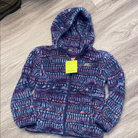 nlb81668's tweet photo. So good I had to share! Check out all the items I'm loving on @Poshmarkapp #poshmark #fashion #style #shopmycloset #eddiebauer #nanettelepore: https://t.co/KOcyfVPTDK https://t.co/H9FO15xBTS