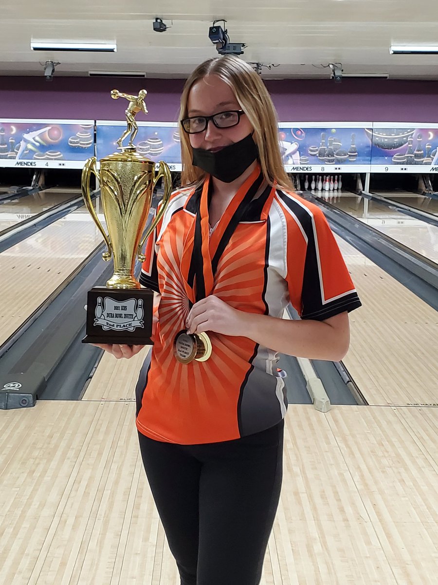 pekrack's tweet photo. Congratulations to the UT Bowlers on their 2nd place finish today at the Kewanee Invite! Regina Harmening brings home 1st place individual award!!🐾🎳 https://t.co/tnKdKqQmI5