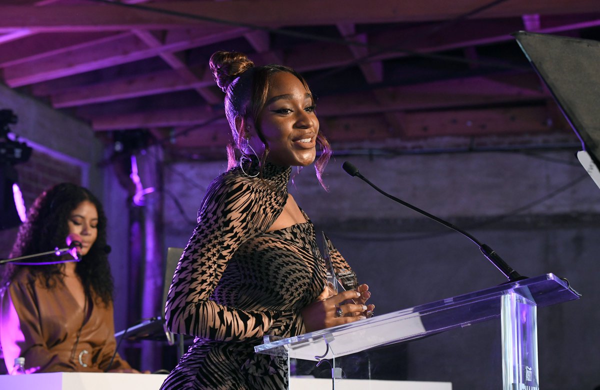5HOnCharts's tweet photo. Normani – 2021:

• Best R&amp;B Video at the UK Music Video Awards
• Best Dance Performance at the Soul Train Awards
• Collaborator Of The Year at the #VarietyHitmakers 
• ‘Wild Side’ being a #1 radio hit with more than 1 MILLION units sold in the US (Elegible for PLATINUM) https://t.co/v1RJFm66oB