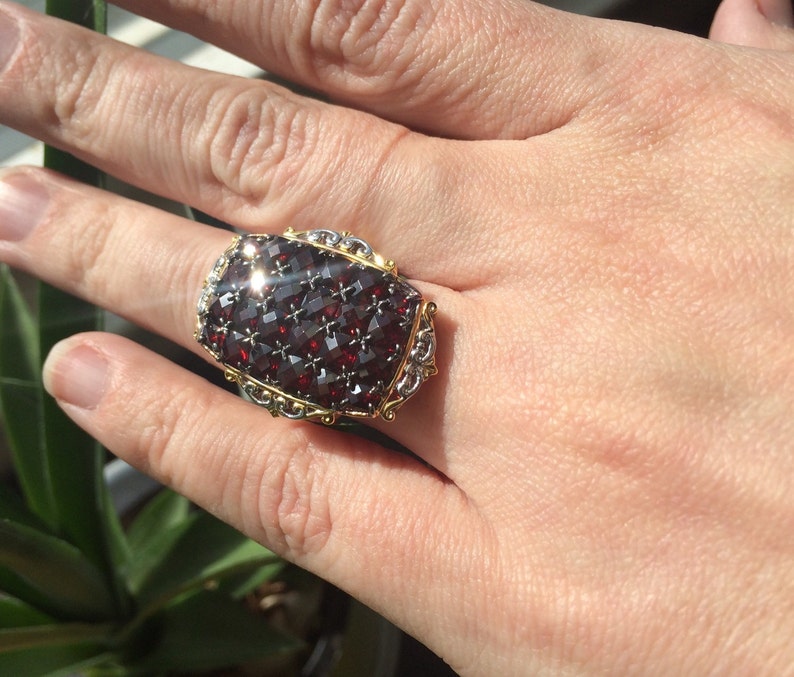 Betsy B. tweet media