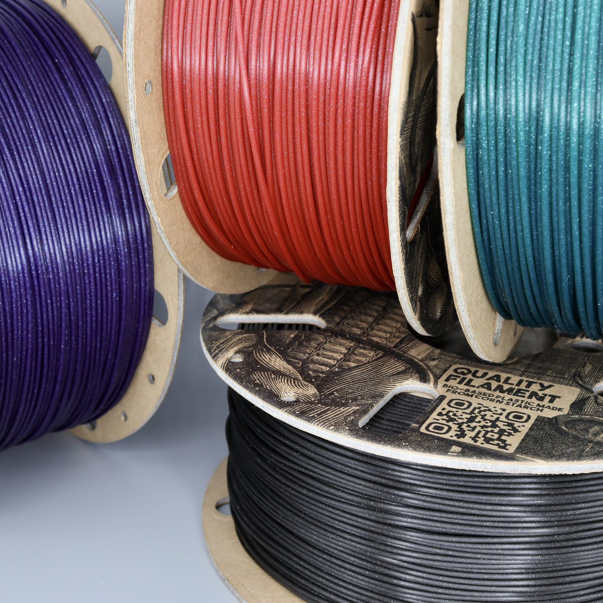 3DTomorrow's tweet photo. Christmas Giveaway!! 🎁🎄

Thought a giveaway would help get us in the Christmas Spirit 🌟 

> Retweet this post
> Follow @3DTomorrow 
> Cross your fingers 🤞🏼

Winner can choose their favourite colour from our Pre-Release Astro PLA Colours 🎁 

Prize Draw 27th December https://t.co/1pRgmIrNQ5