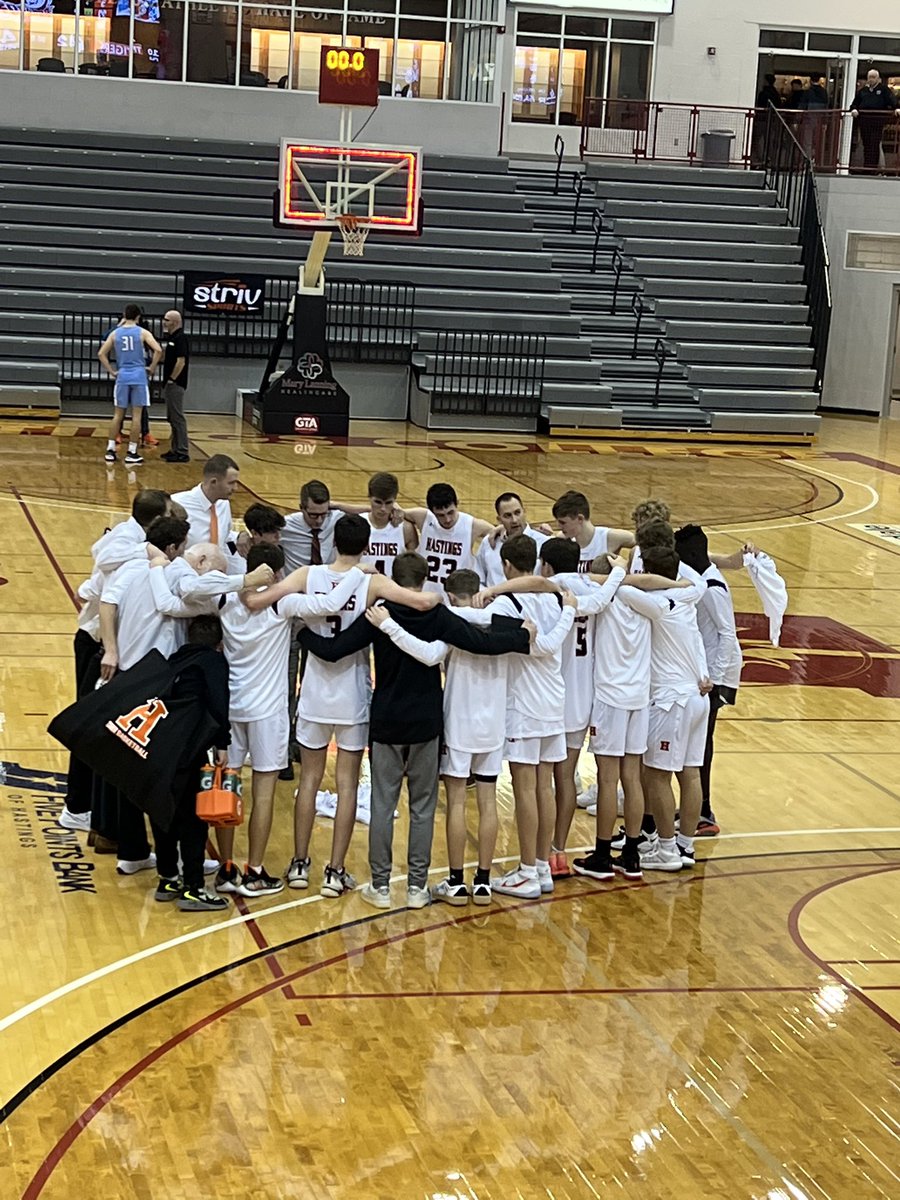 HastingsTigerBB's tweet image. Very proud of our program last night and the journey we are on.  Thanks @HHoopsClassic and Coach Martinez for inviting us!