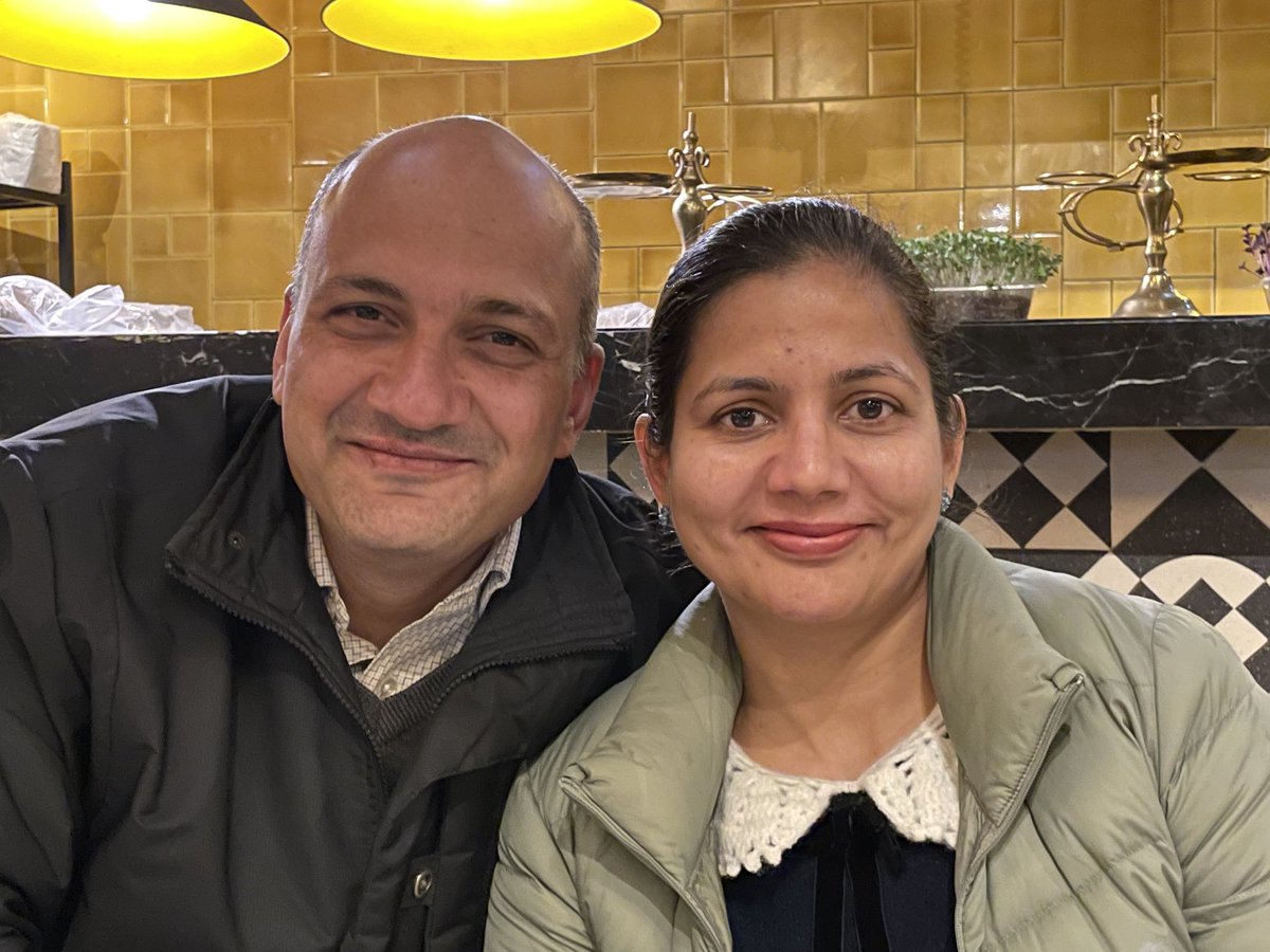 drlalitsingh's tweet image. हर घड़ी साँस आती है
ज़िंदगी कहलाती है,
तुमसे ही, तुमसे ही…