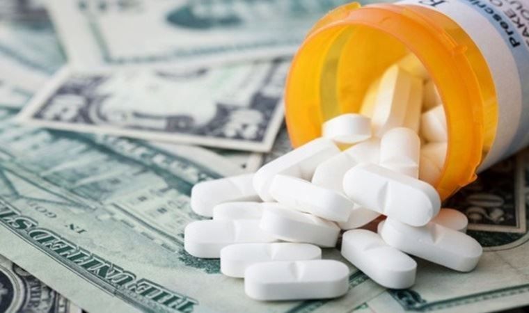 Дешёвые аналоги дорогих лекарств таблица. Лекарства в разных странах. Вольтарен гель аналоги дешевле. Список дорогих лекарств и их дешевых аналогов таблица. Обезболивающие таблетки список.