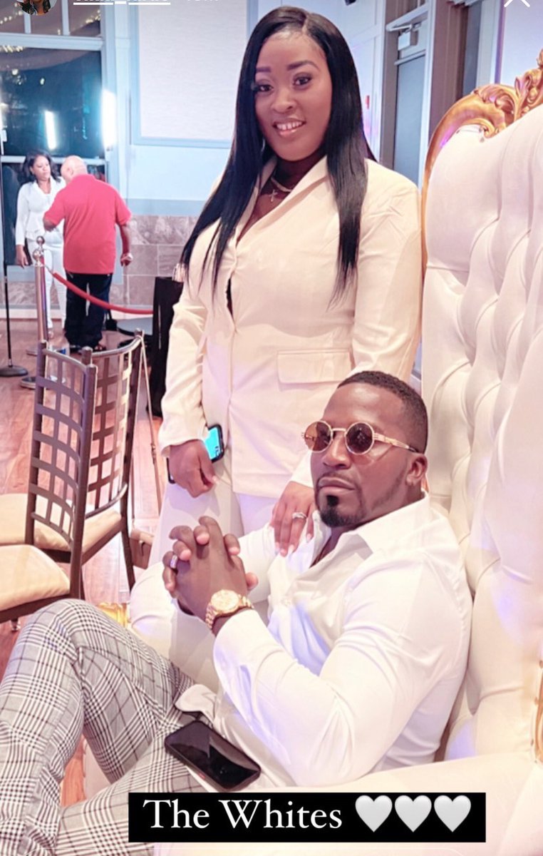 kinggwhite216's tweet photo. King &amp; Queen #TheWhiteWay https://t.co/6e978FUJLO