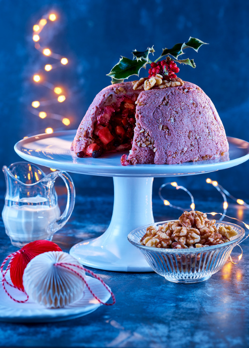 Get in the Christmas spirit this Sunday by trying this delicious Christmas Walnut Winter Pudding from <a href="/Walnuts_UK/">California Walnuts</a> 😍 Find the delicious recipe here. 👇 californiawalnuts.co.uk/recipes/christ… <a href="/CAWalnuts/">California Walnuts</a>