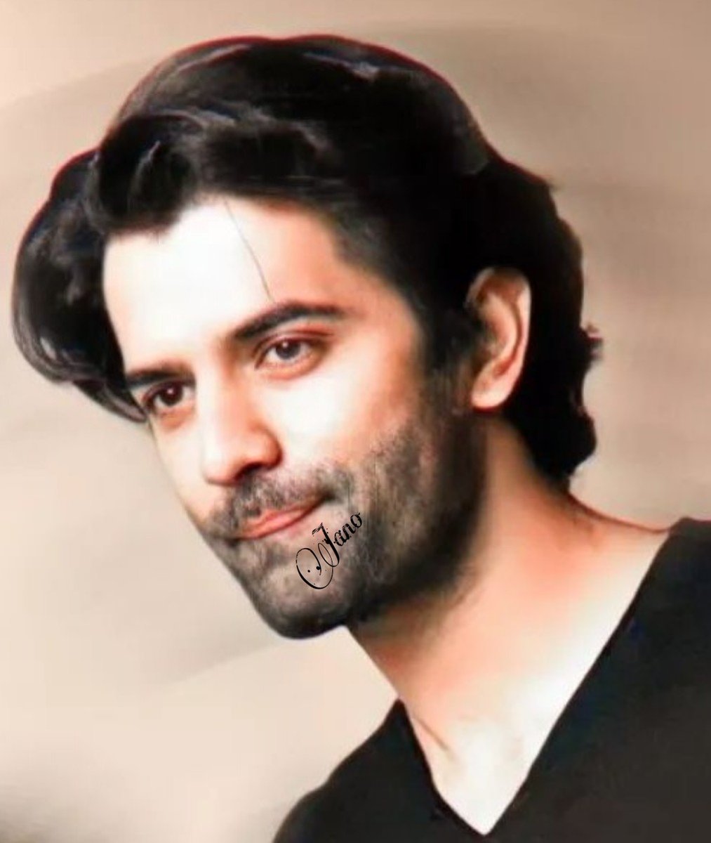 Jano_karem_2's tweet photo. Happy evening all friends with my great actor #BarunSobti 🌷
I hope all the happiness for everyone 🎉
BarunSobti prince Bollywood 🎥 
@BarunSobtiSays 🌗🌗 https://t.co/WfRdnG44tr