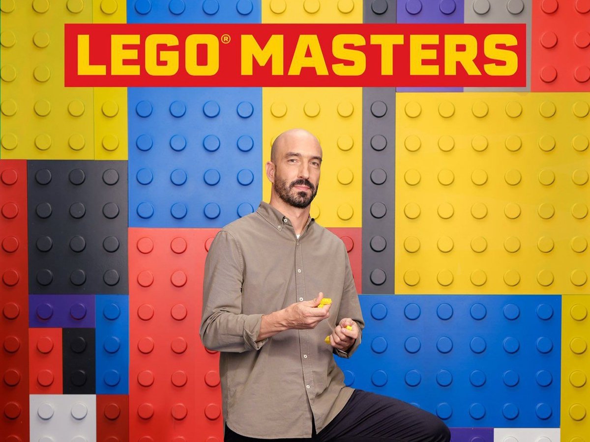 GxDRadioGalega's tweet image. 👉 Pablo González estivo connosco no #GaliciaPorDianteFS falando da  súa vida en Dinamarca, como é traballar en Lego como creativo e do seu papel como xurado no novo programa Lego Masters. dozz.es/0draj2