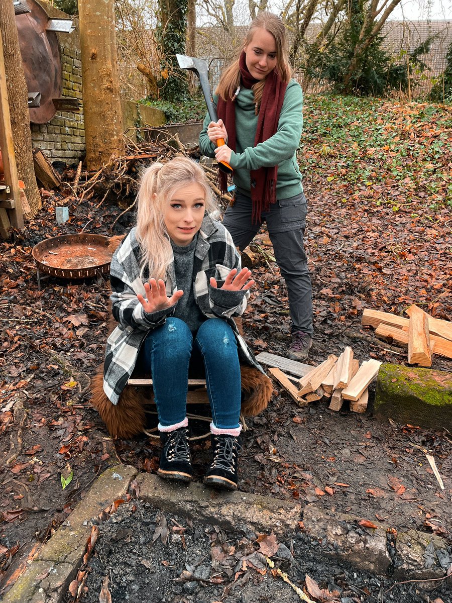 Wir sind online ! Später gibt es sogar ein Weihnachtskonzert !

Milschbaum Vs Wild 

twitch.tv/Milschbaum