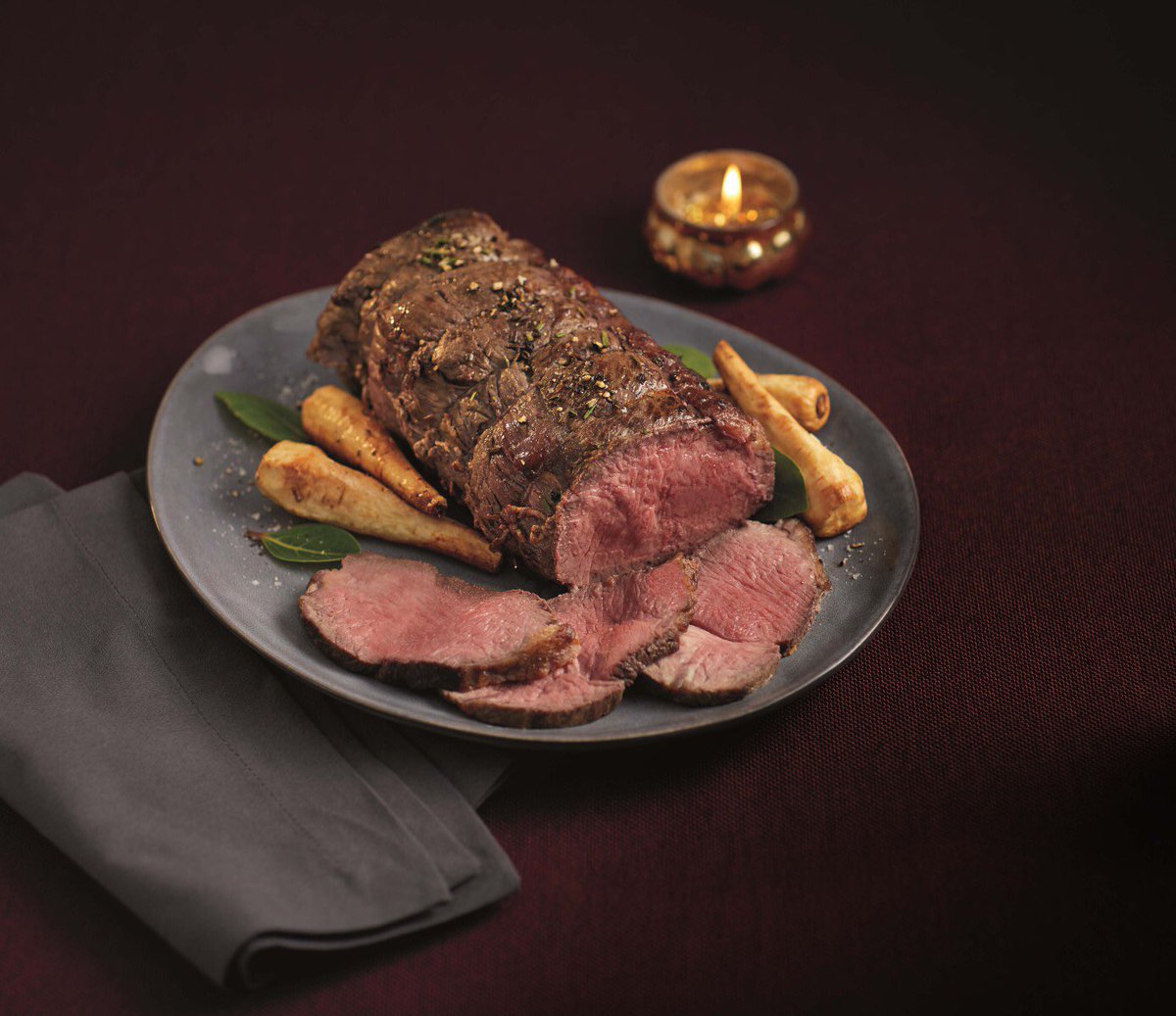 A trio of Galloway Beef roasts available in all Scottish Aldi stores from TODAY while stocks last! 

⭐️Scotch Galloway Beef Sirloin Joint (£17.99/kg)
⭐️Scotch Galloway Beef Rump Joint (£9.99/kg) 
⭐️Scotch Galloway Beef Joint wrapped in Ayrshire Streaky Bacon (£11.99, 950g)