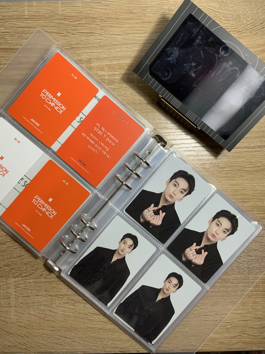 babiegookie's tweet photo. thank you for the perfect binder for my postcards and mini pcs, @EHEHsells and for my ptd jk mini pc set @thinkdp_ph!!! ๐๐ซ they came home safely!!! appreciate the freebies as well ๐ฅฐ
#EHEHproofs
#thinkdpFeedbacks https://t.co/H97wGEXTSy