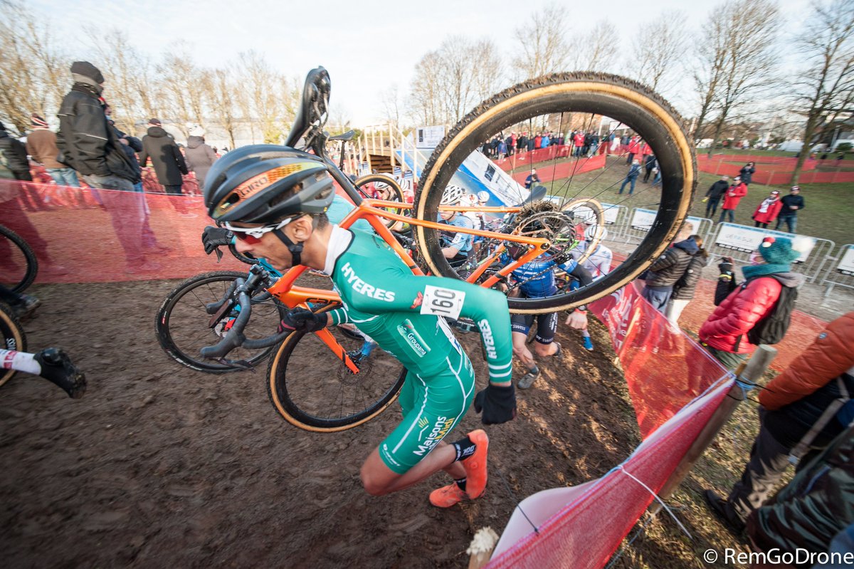 RemGoDrone's tweet photo. Toutes les photos du @TroyesCXUCI sont en ligne sur ma page facebook : https://t.co/FQ9juTPwHk

#cyclocross #velo #uci #bike #troyes #sports https://t.co/Z8XxuHAkp8