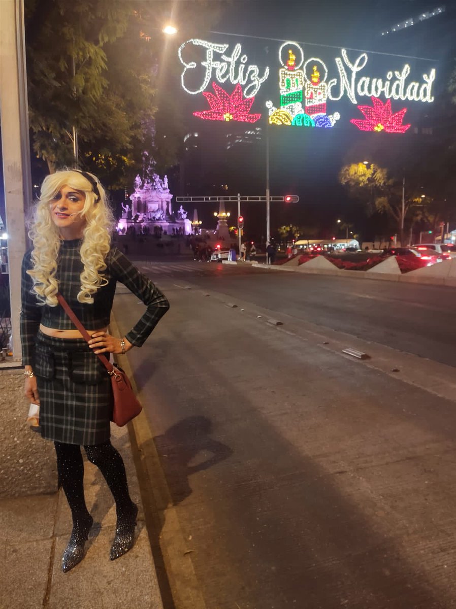 BabyTore's tweet photo. Una noche linda https://t.co/9qXx7eqgDj